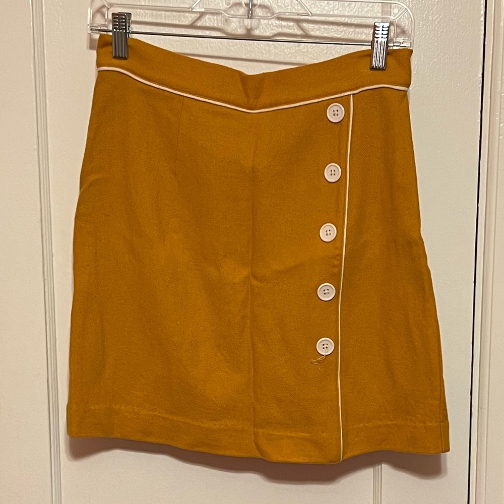 ModCloth mustard skirt. Size medium